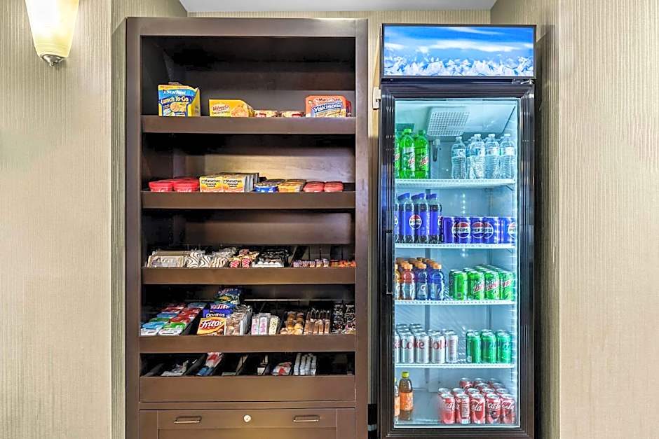 Best Western Legacy Inn & Suites Beloit/South Beloit