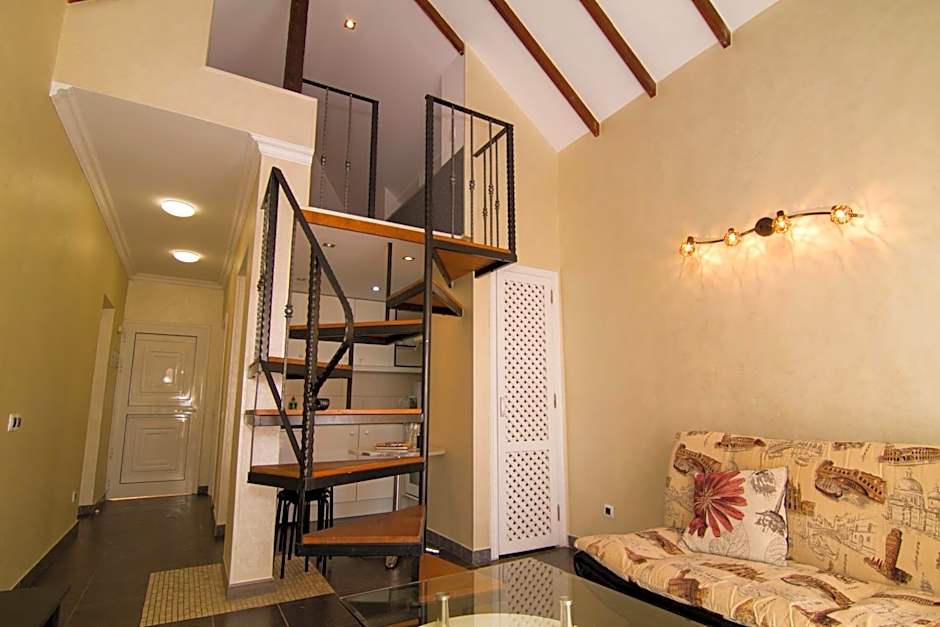 Yucca Park ApartHotel