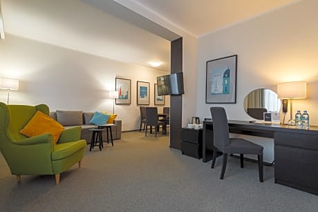 King Suite with Sofa Bed