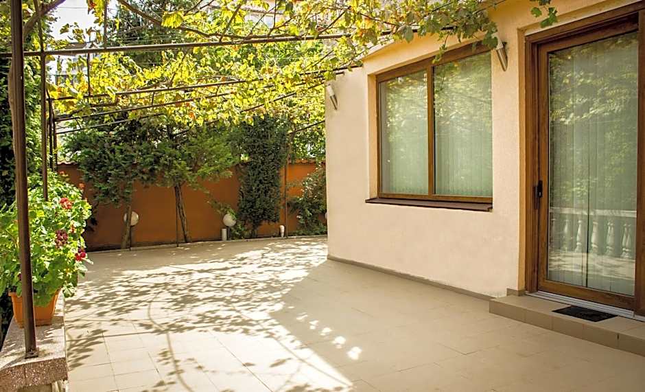 Family Hotel Saint Iliya