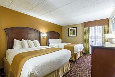 Quadruple Room with Two Double Beds - Non-Smoking