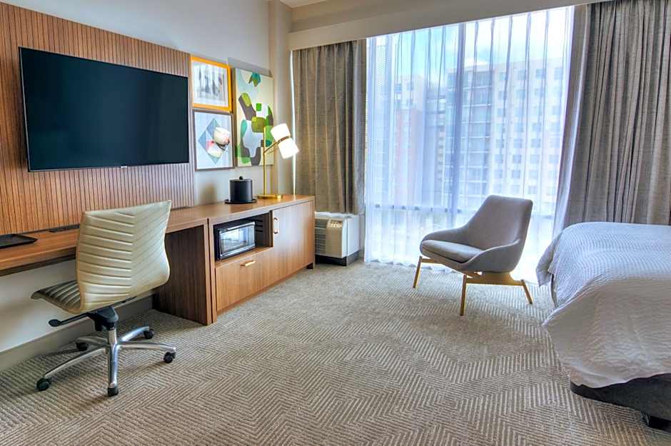 Holiday Inn Gainesville-University Center By IHG