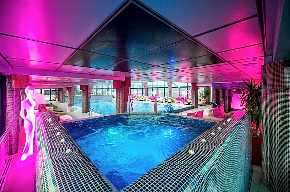 Business Hotel Conference Center & Spa