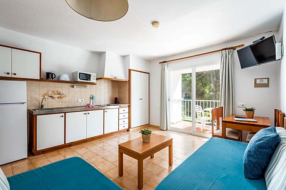 Apartamentos alta galdana playa