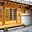 Gaeunchae Hanok Guesthouse Jeonju