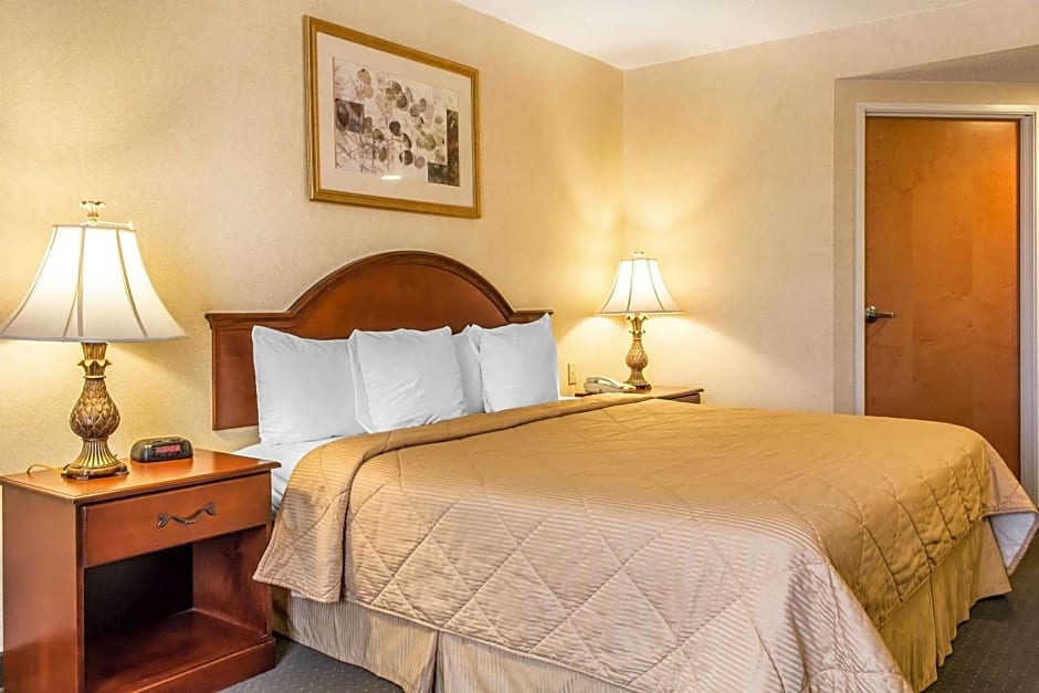 Quality Inn Hackettstown - Long Valley