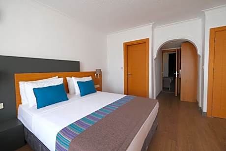 Superior Family Room