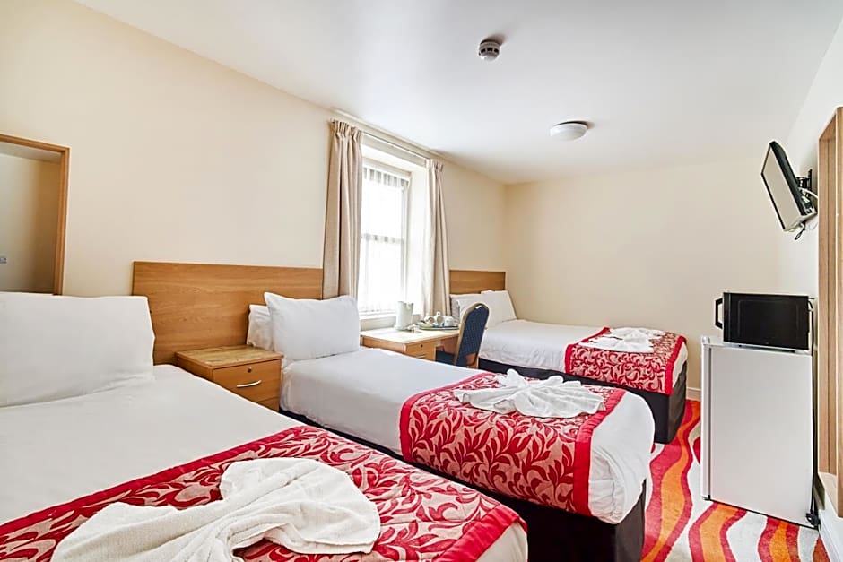 Cranbrook Hotel