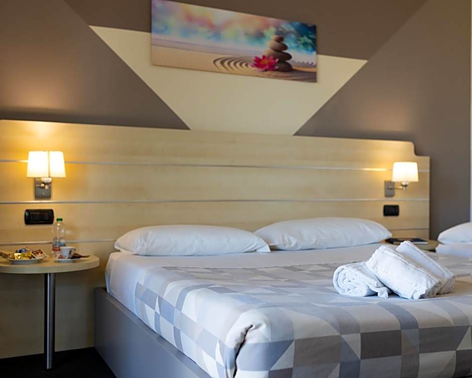 Hotel Giallo