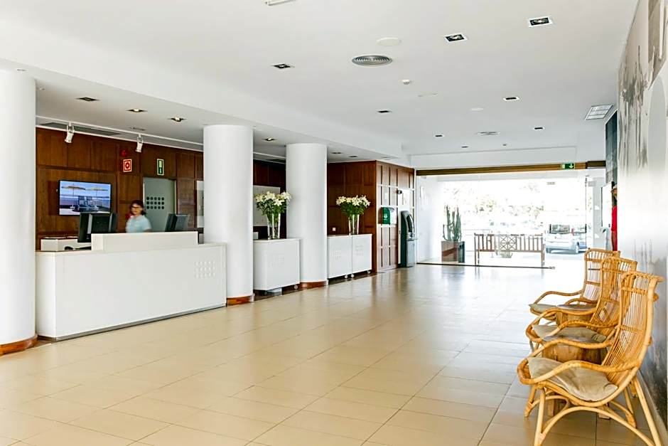 Sunprime Atlantic View Suite & Spa