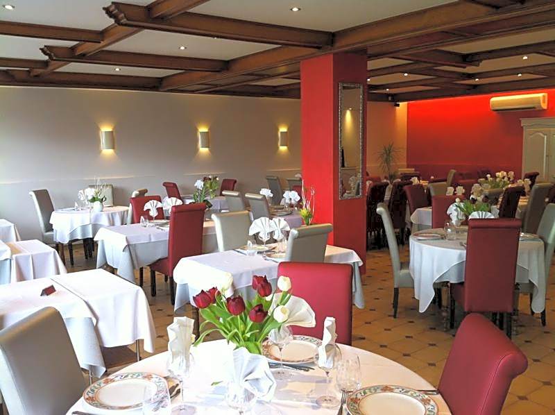 Hôtel-Restaurant "Les Rochers"