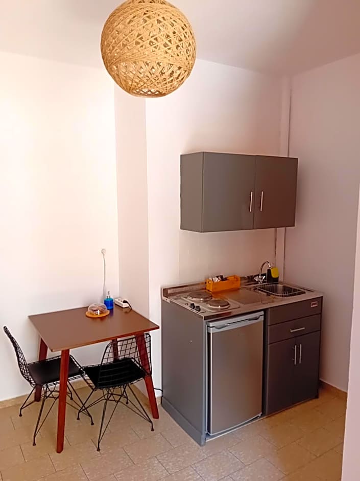 Φiloxenia Apartments