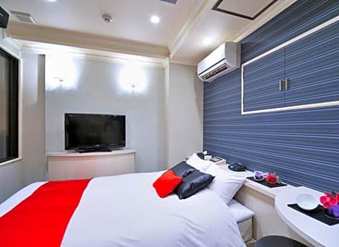 Hotel California Kaminarimon (Adult Only)