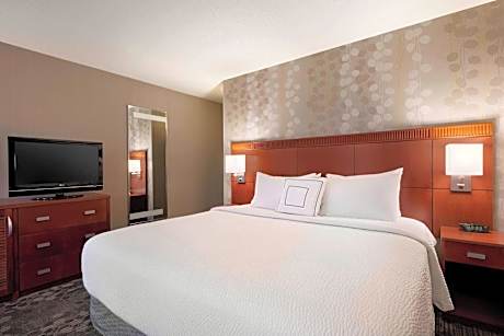 King Room with Sofa Bed