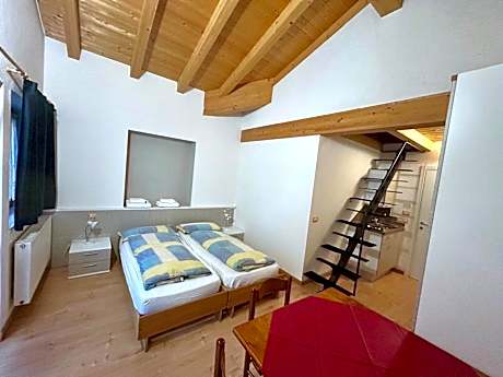 Superior Studio
