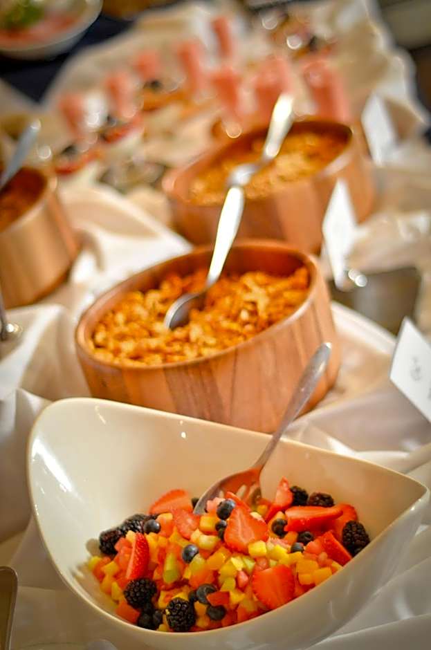 Tyax Lodge & Heliskiing