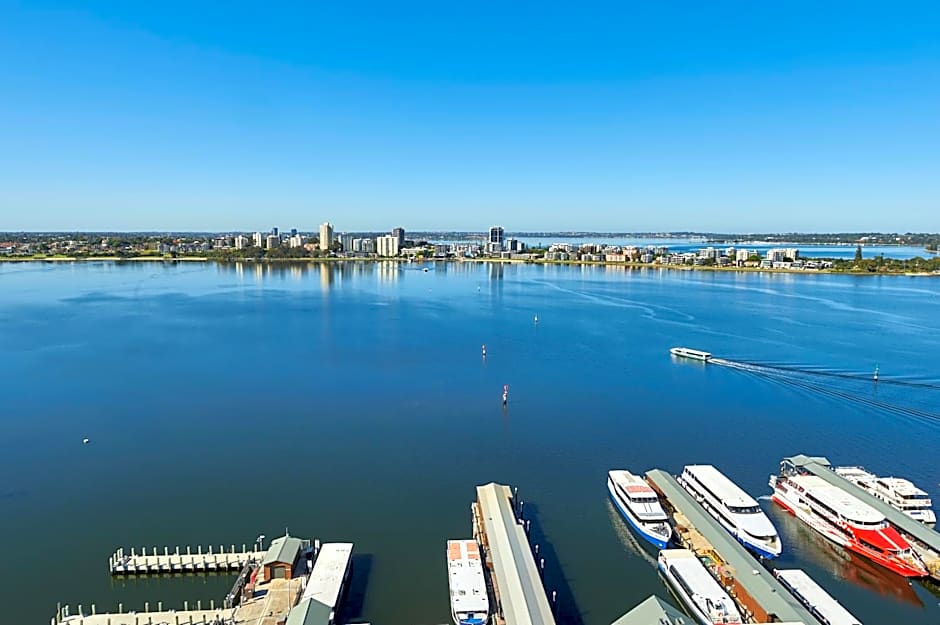 DoubleTree By Hilton Perth Waterfront