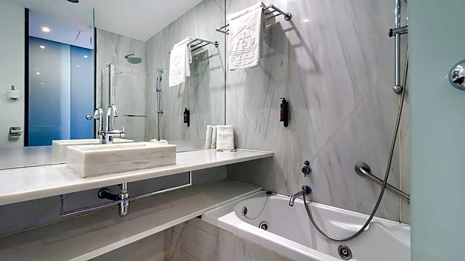 SEA YOU HOTEL PORT VALENCIA