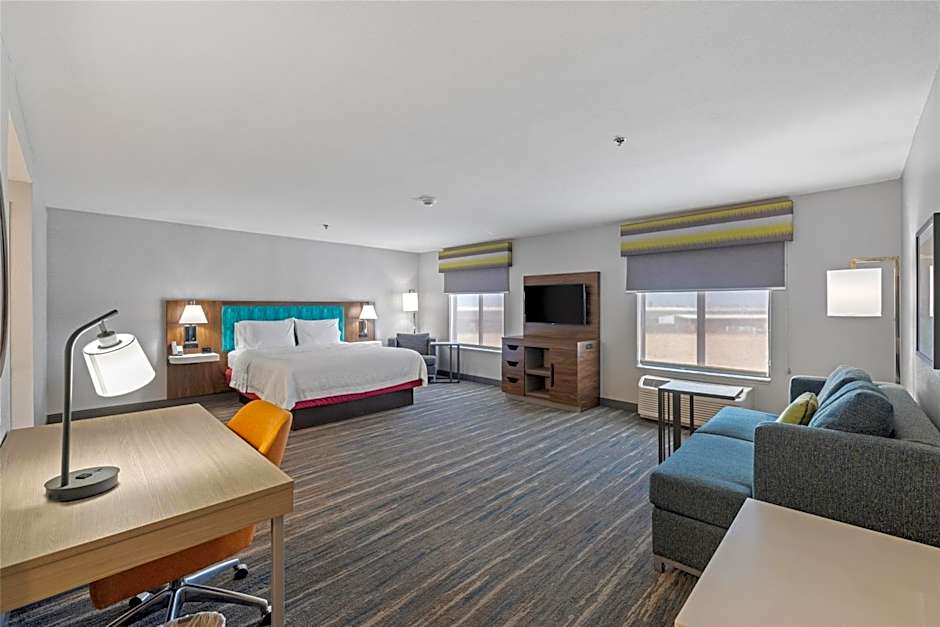 Hampton Inn By Hilton And Suites Madera