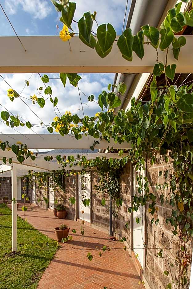 Ololo Safari Lodge & Farm