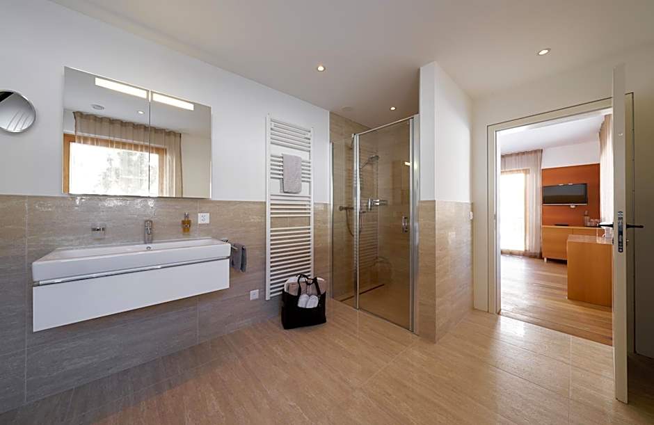 Grischuna Mountain Lodge