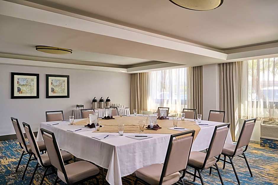 DoubleTree by Hilton Buena Park