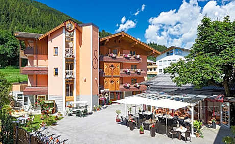 Hotel-Restaurant Schwaiger***