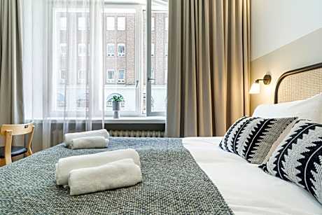 Compact Room