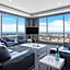 Meriton Suites World Tower, Sydney