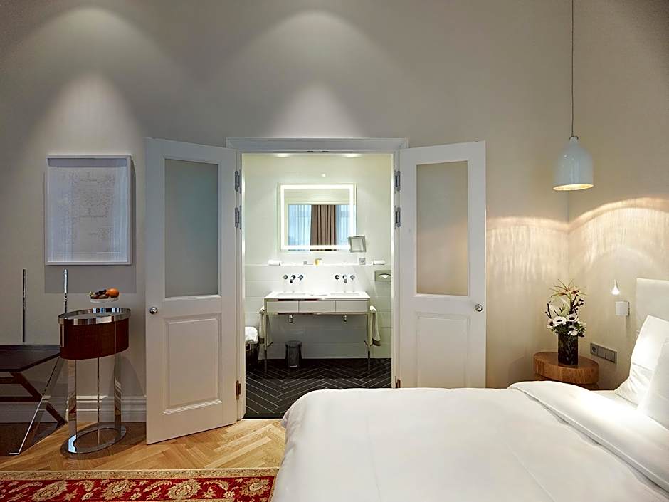 Hotel Sans Souci, Vienna