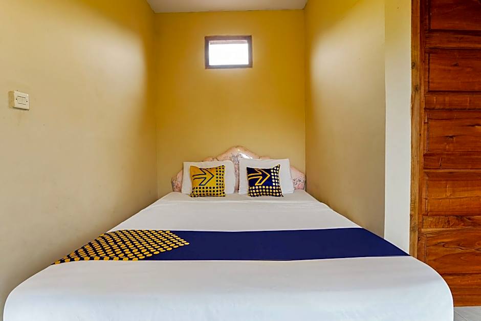 OYO 90997 Eco DesaCibodasBabakanGentong2Syariah