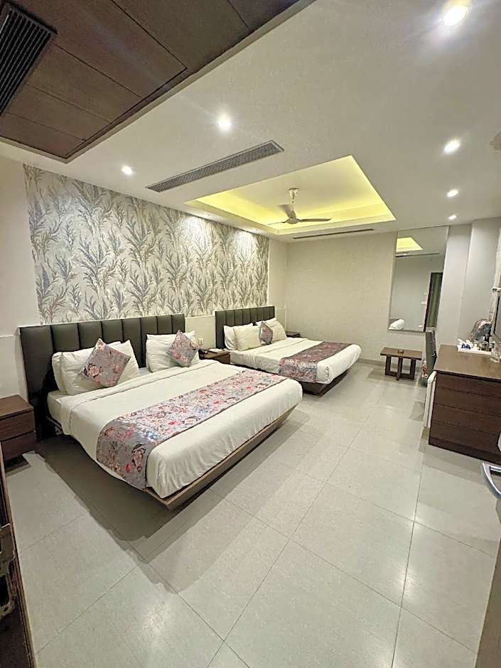 Hotel Narulas Aurrum