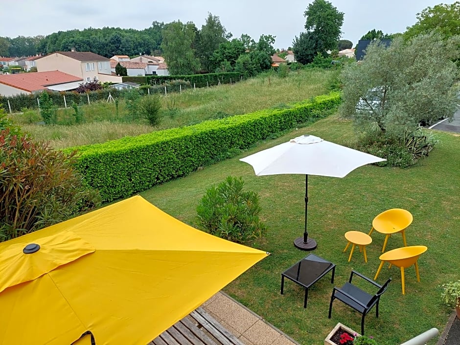 The Originals Access, Hotel Saintes Recouvrance