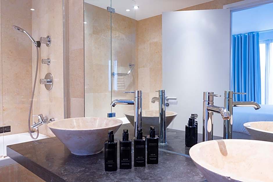 Bermondsey Square Hotel - A Bespoke Hotel