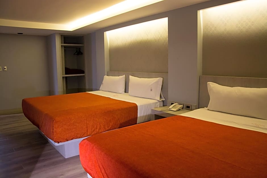 Hotel El Senador