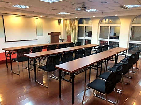 Hanting Hotel Hebi East Railway Station