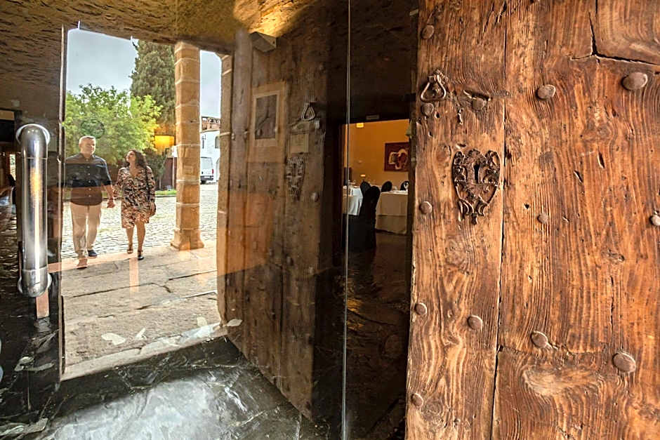 Hospedería Puente de Alconétar