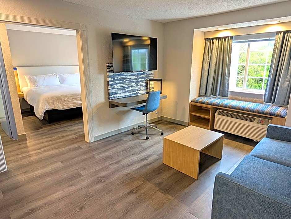 Greenville Pelham Inn by IHG
