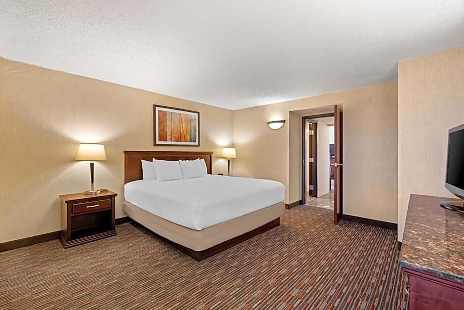 Prado Hotel by Choice Hotels