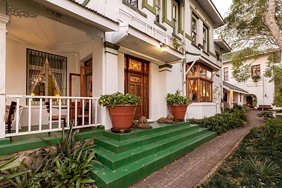 Royston Hall Historical Guesthouse