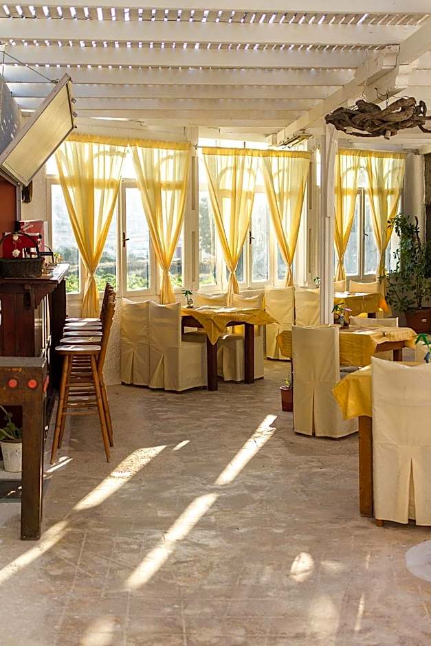 Villa Iliovasilema Santorini