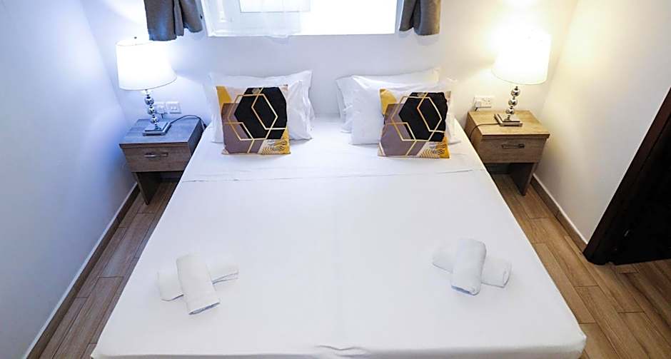 Napoli Suites Studios Aparthotel