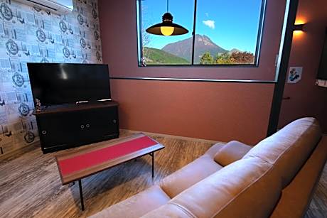 Twin Room with Private Bathroom