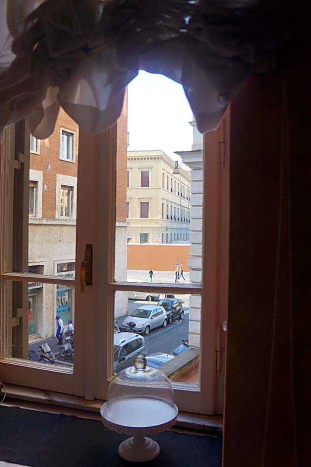 Pope's Suites