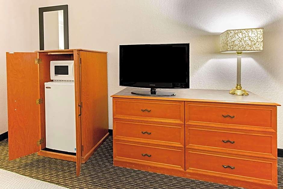La Quinta Inn & Suites by Wyndham Santa Fe
