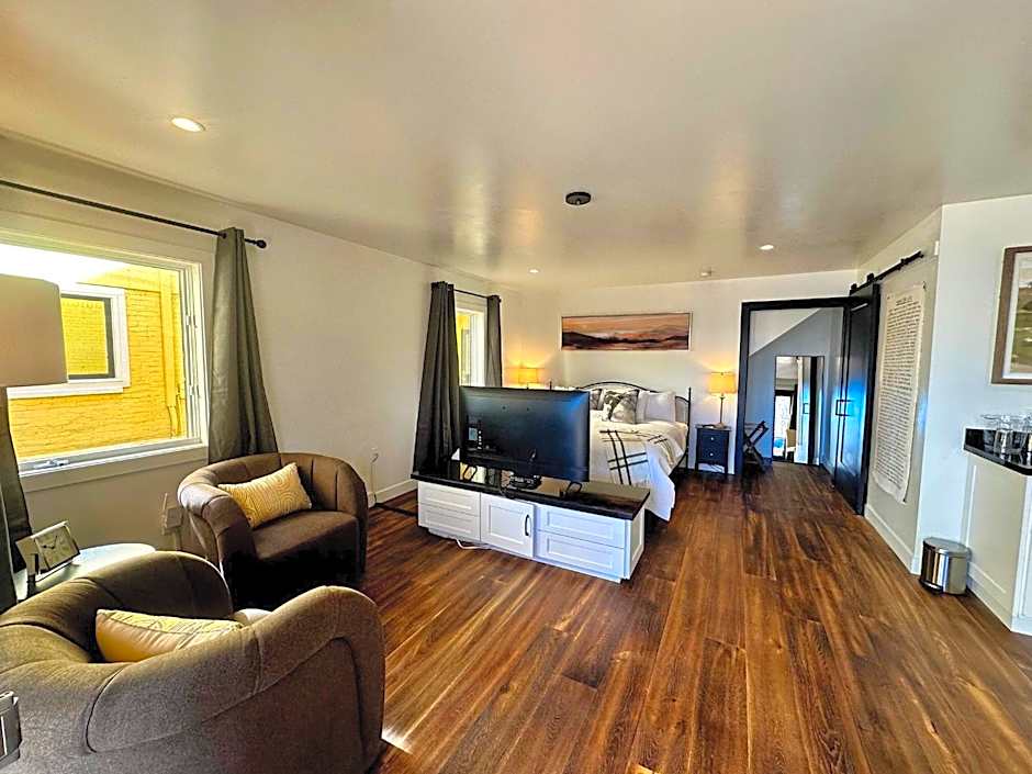 Bespoke Inn Flagstaff