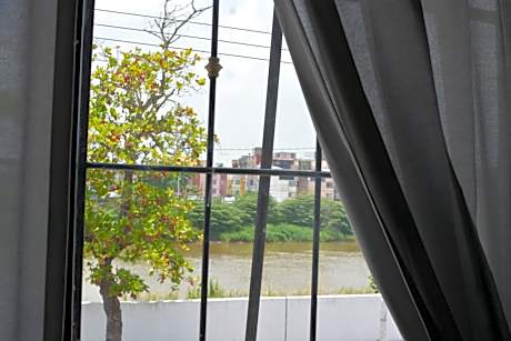 Studio with Sofa Bed