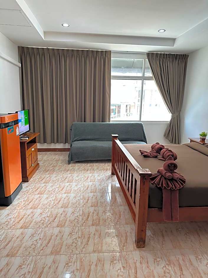 BT hotel Kata Beach