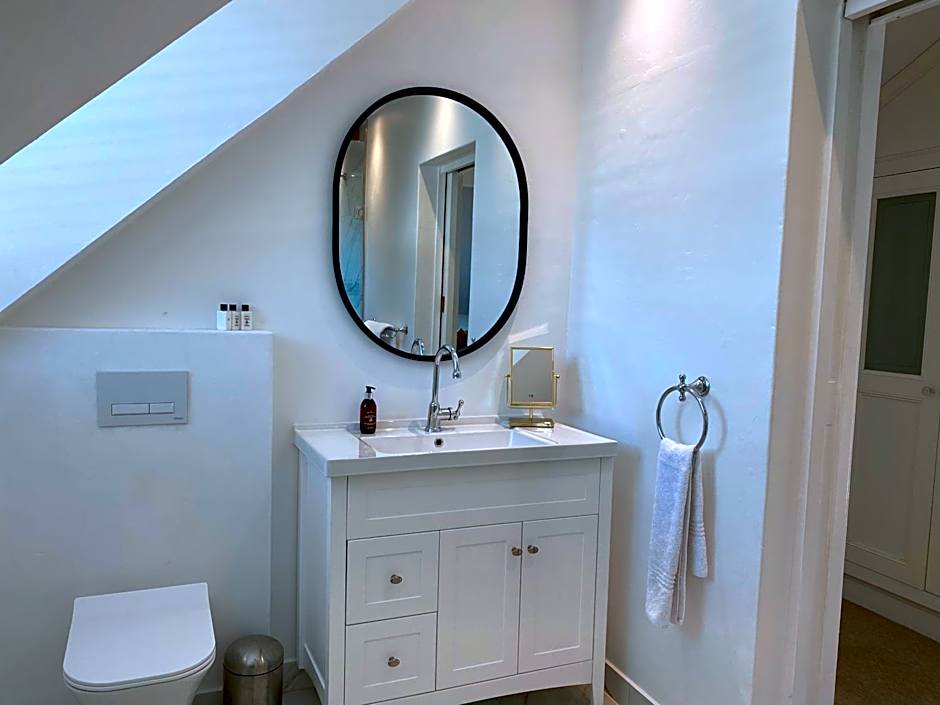 Les Chambres Guest House