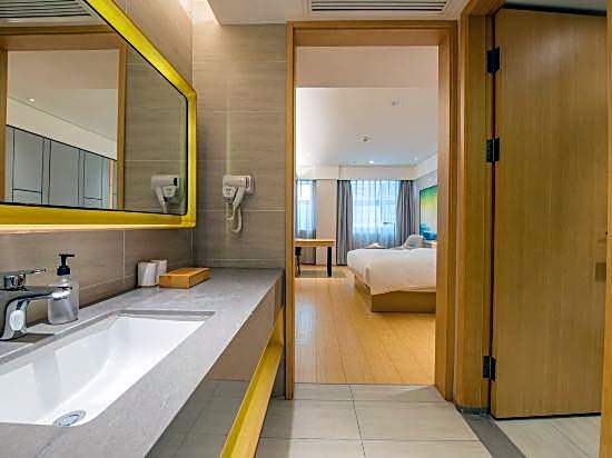 JI Hotel Chengdu Taikoo Li Binjiang Road